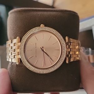 Michael kors woman's watch